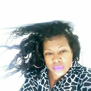 Meet your Posher, Wendy